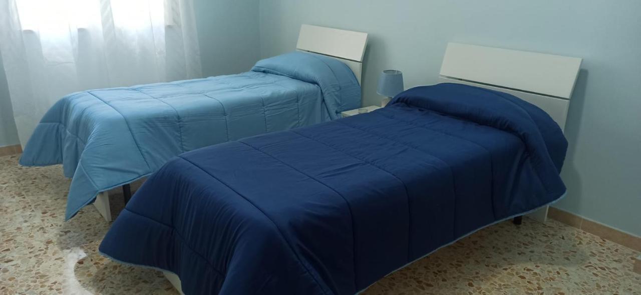 Diana Bed & Breakfast เนเปิลส์ ภายนอก รูปภาพ